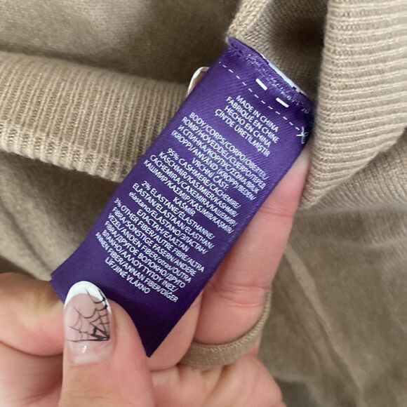 Ralph Lauren Purple Label Tan Cashmere Knit Jogger Pants Size Medium NWT - Picture 7 of 7